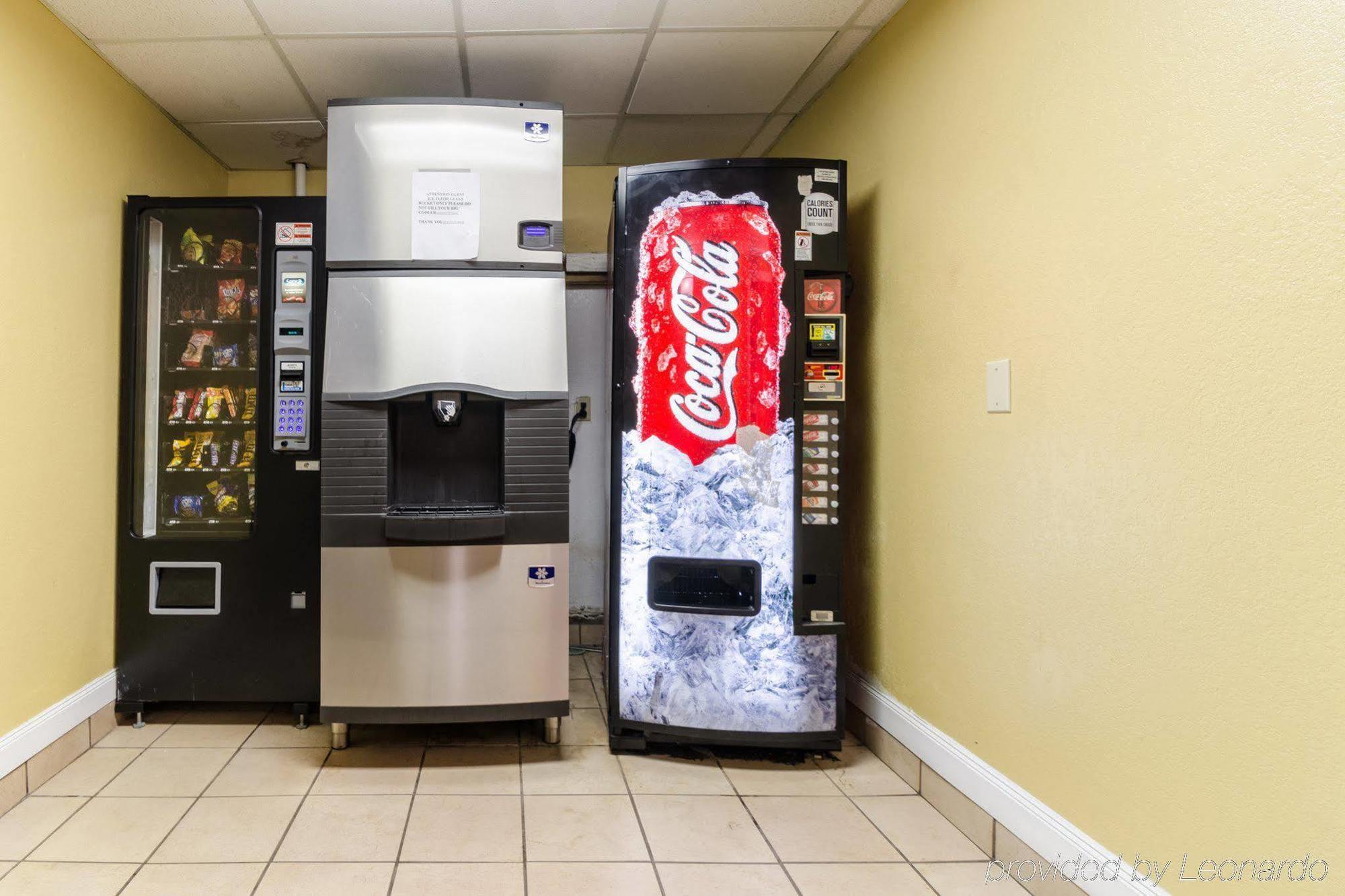 Rodeway Inn & Suites Jacksonville Near Camp Lejeune Экстерьер фото